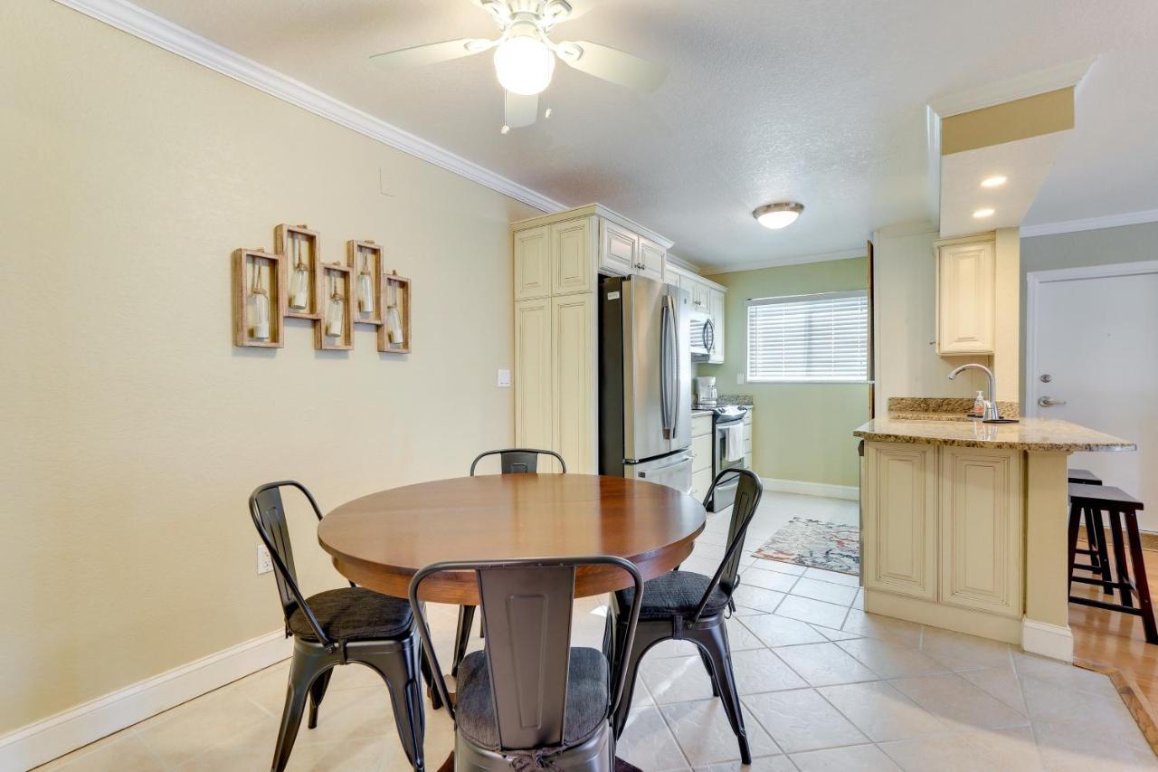 Welcoming Sarasota Vacation Rental With Pool! Exterior photo