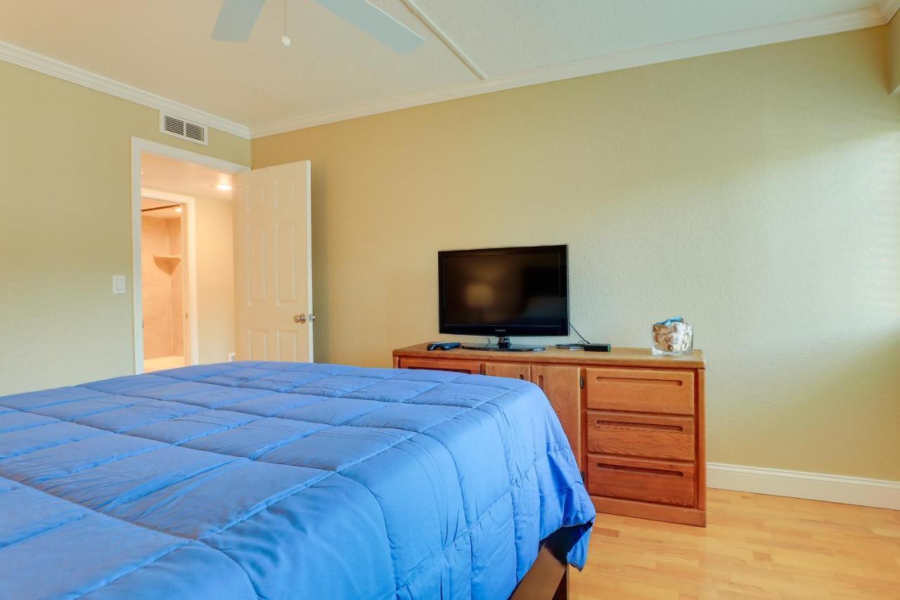 Welcoming Sarasota Vacation Rental With Pool! Exterior photo